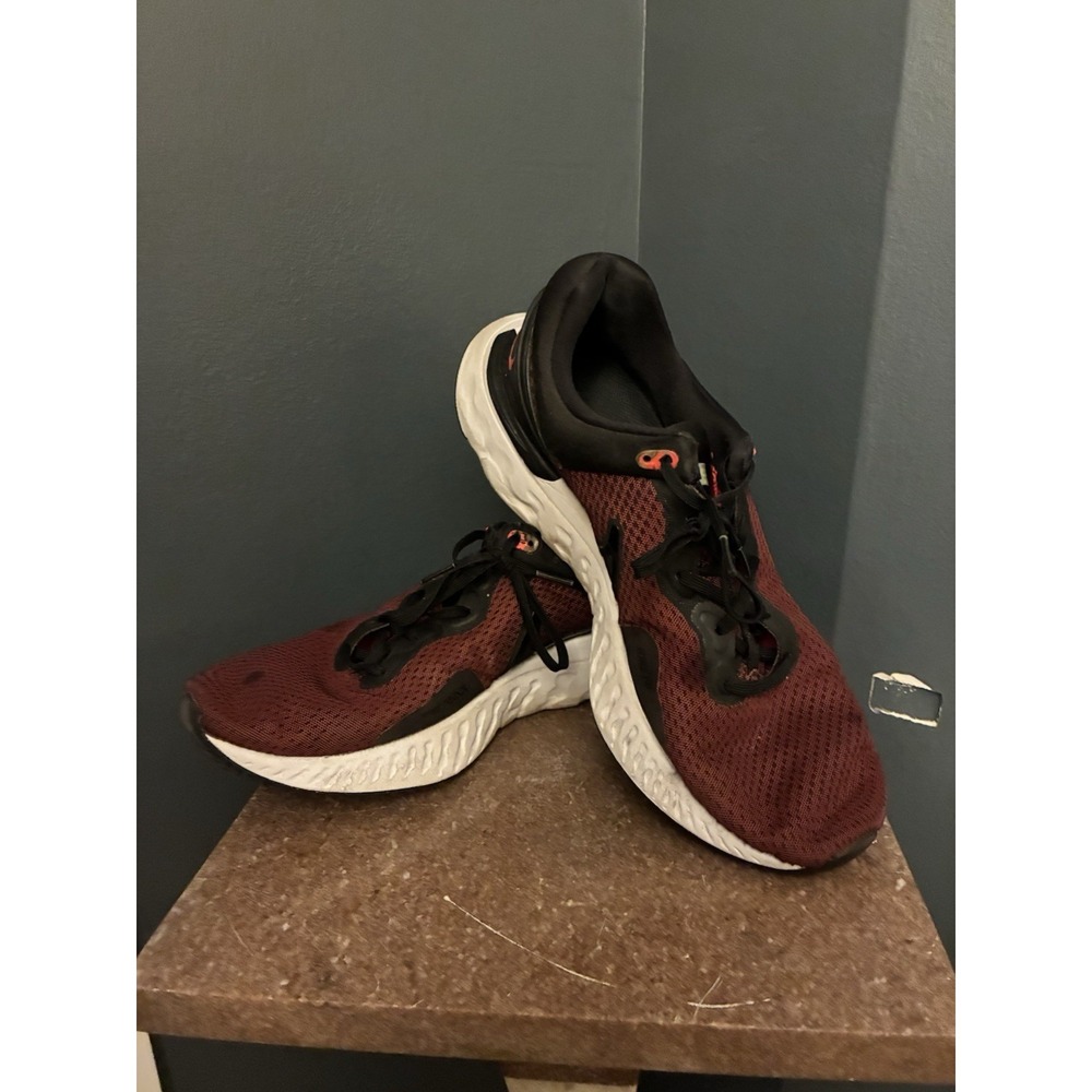 Nike React Miler 3 Black Siren Red Running Shoes Men's Size 12 Size DD0490-003